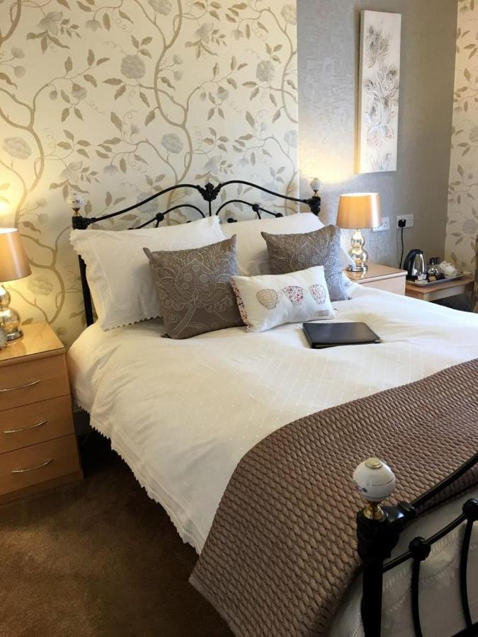Stratford House Exclusively For Adults Otel Llandudno Dış mekan fotoğraf