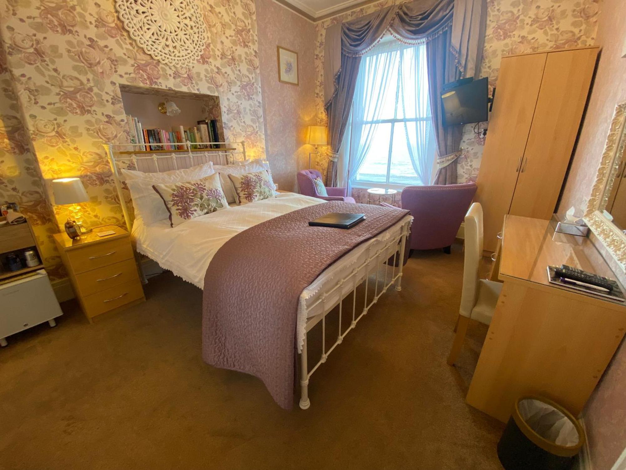 Stratford House Exclusively For Adults Otel Llandudno Dış mekan fotoğraf