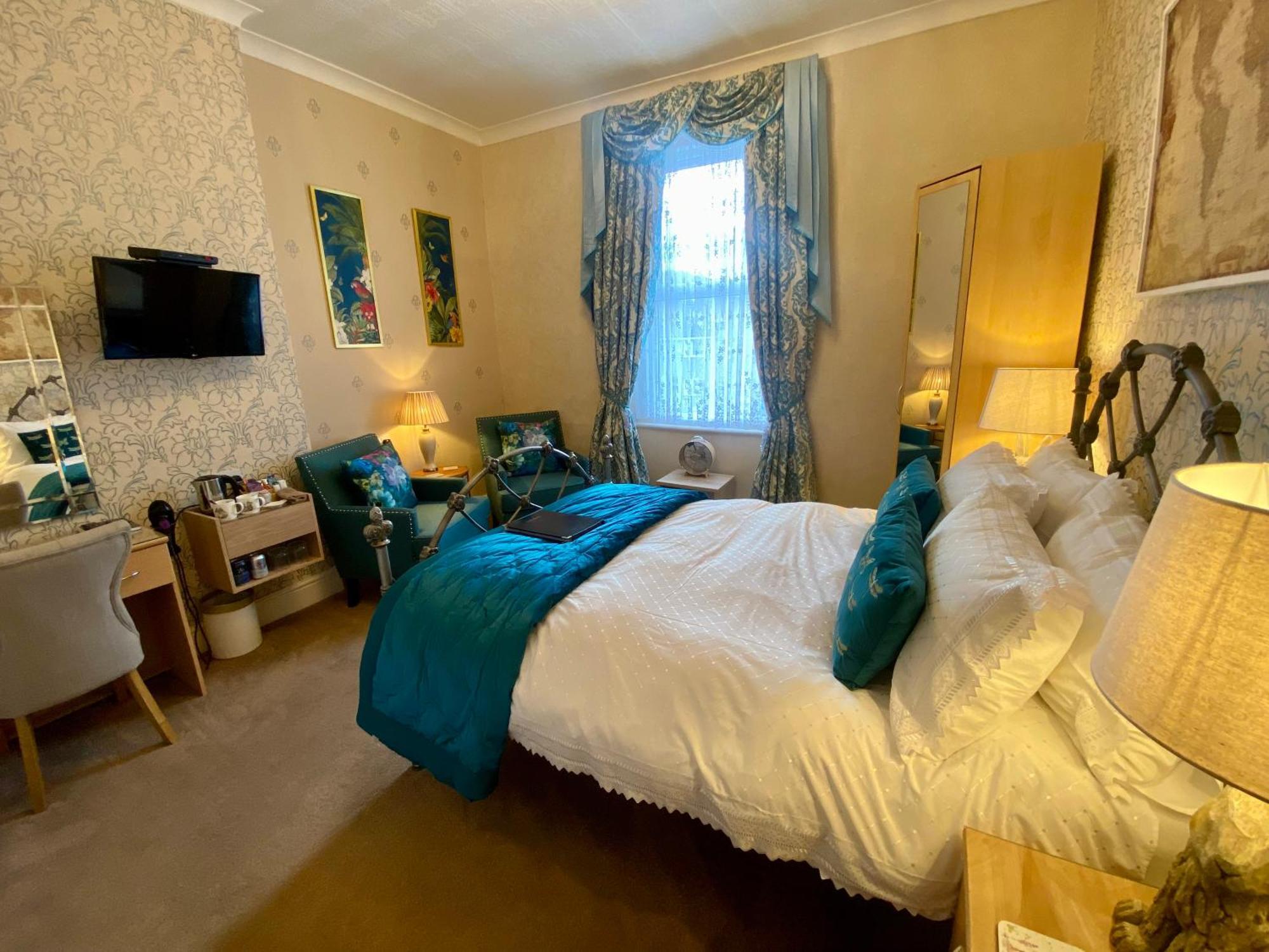 Stratford House Exclusively For Adults Otel Llandudno Dış mekan fotoğraf