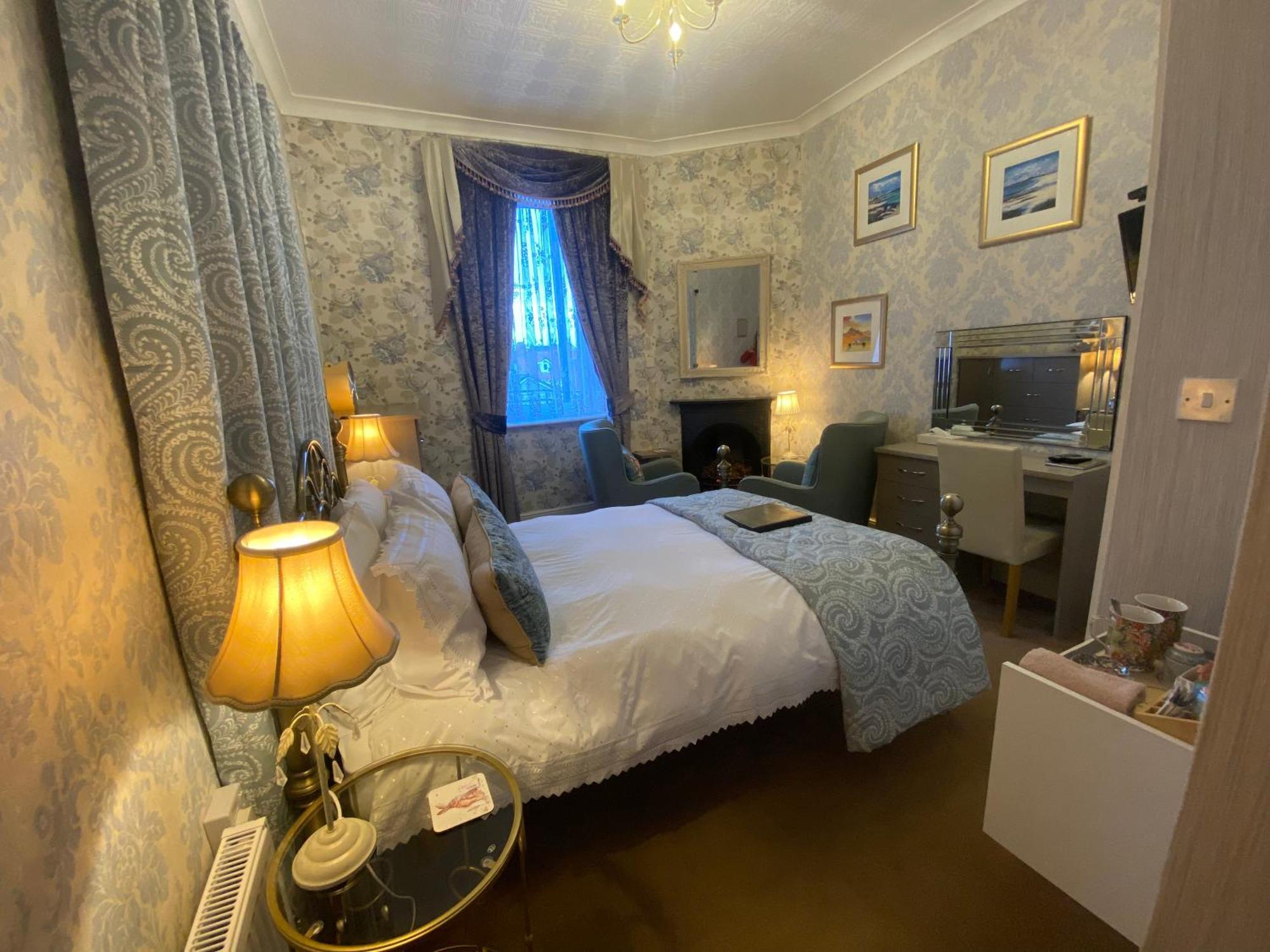 Stratford House Exclusively For Adults Otel Llandudno Dış mekan fotoğraf